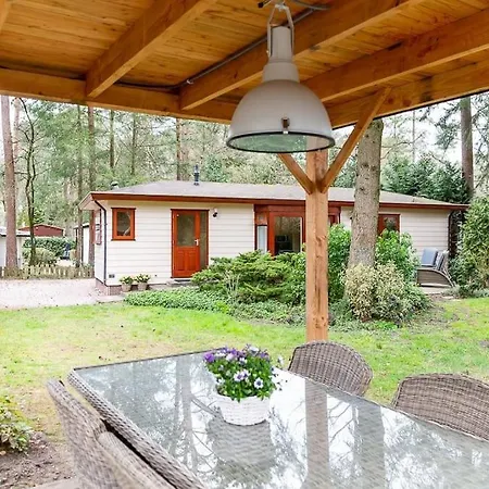 Vijverzicht Veluwe Alpehytte Doornspijk